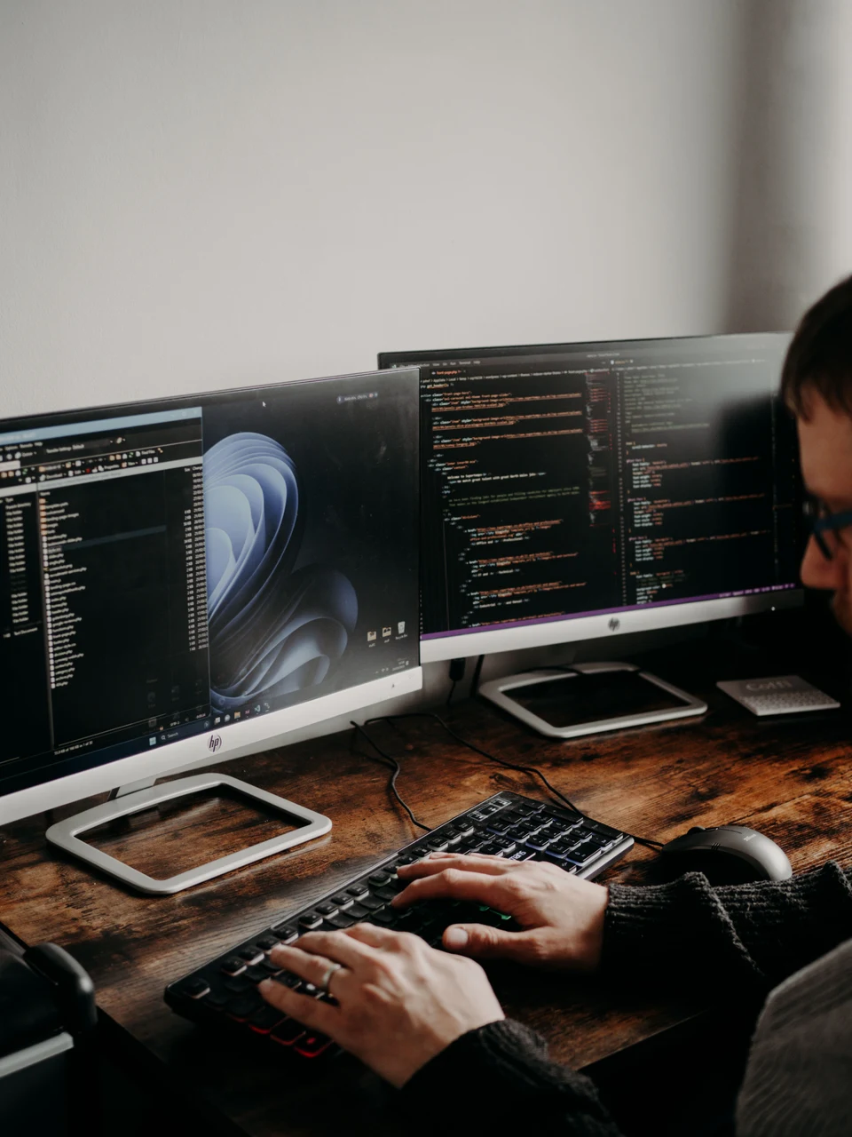 An operator monitoring activity across connected screens